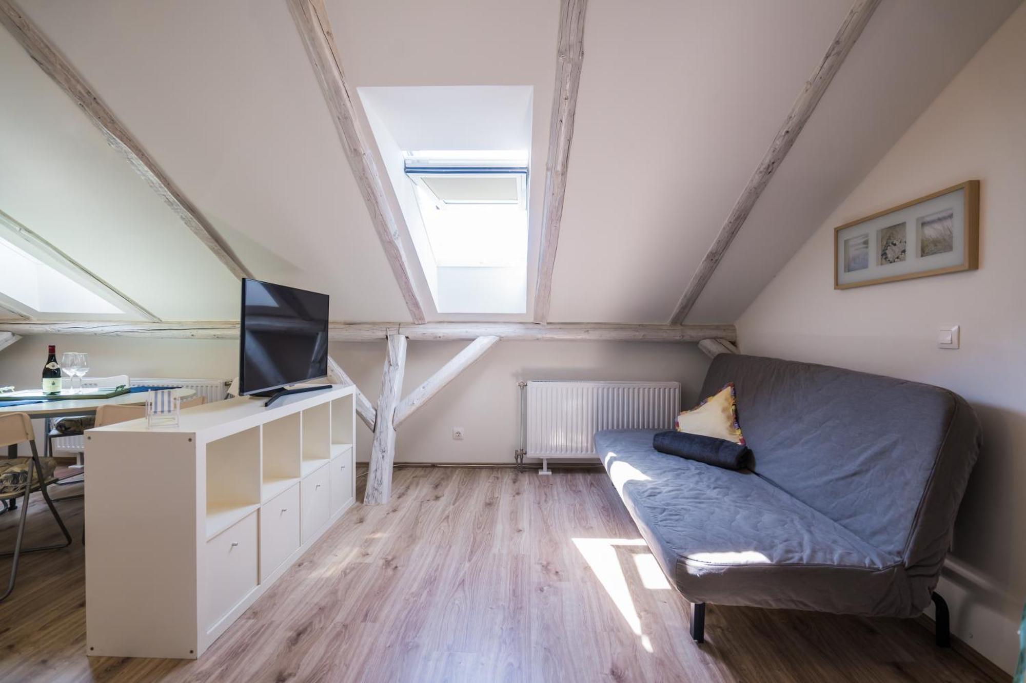 Pitypang Apartman דירה שיופוק